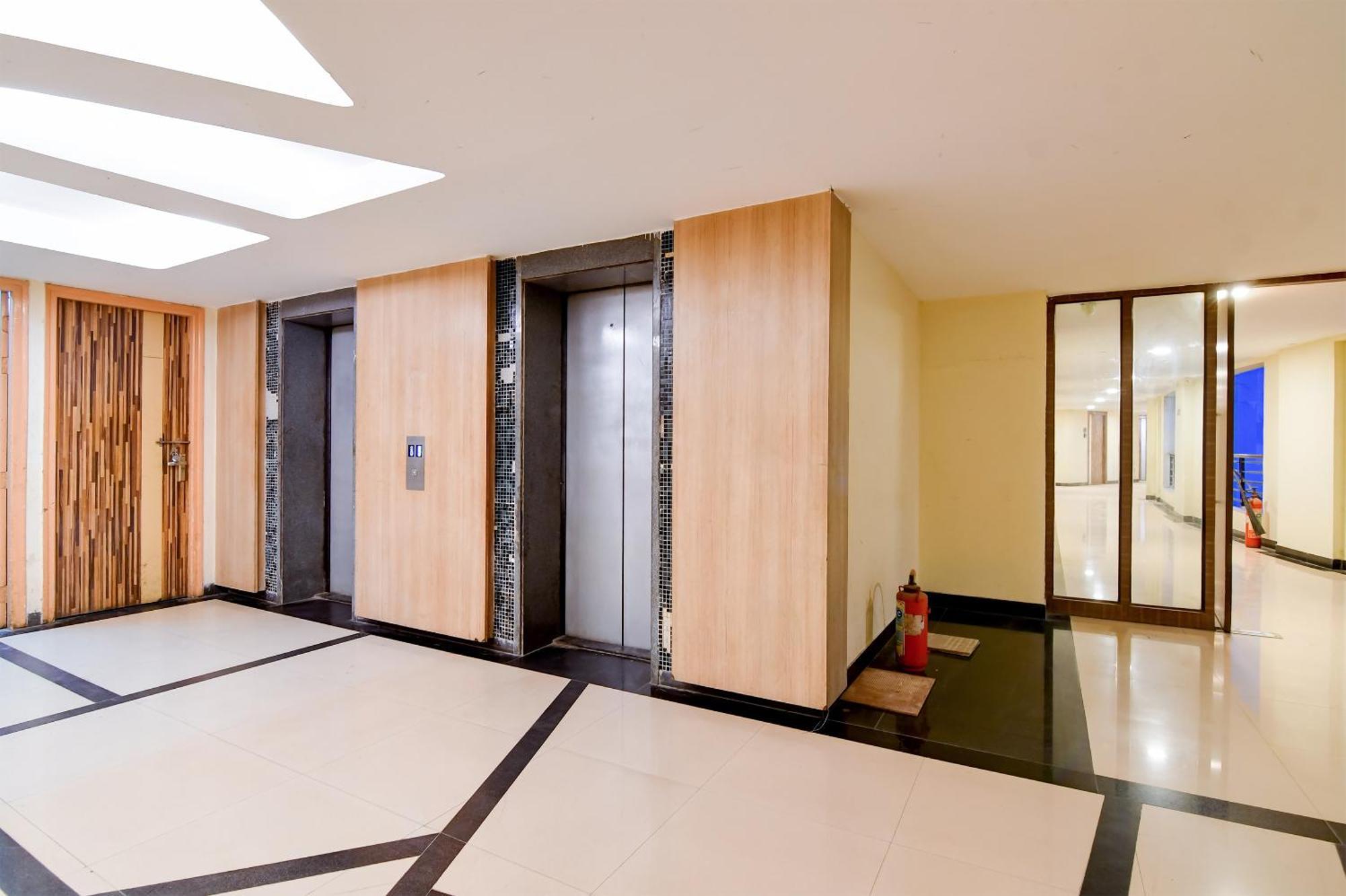 Hotel Urban Asia Kolkata Exterior photo