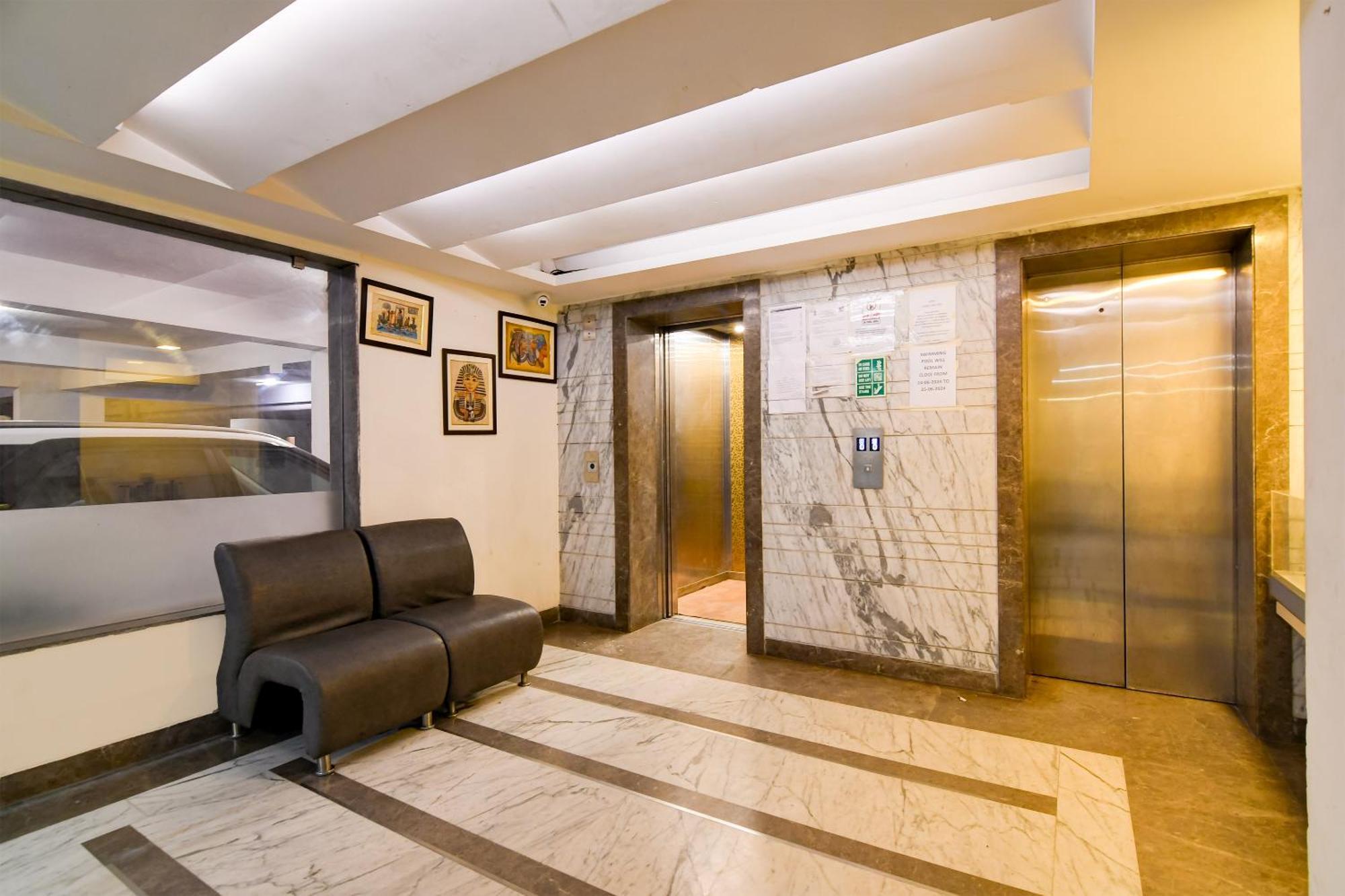 Hotel Urban Asia Kolkata Exterior photo